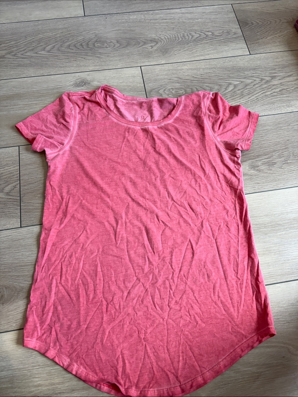 Lululemon pink shirt